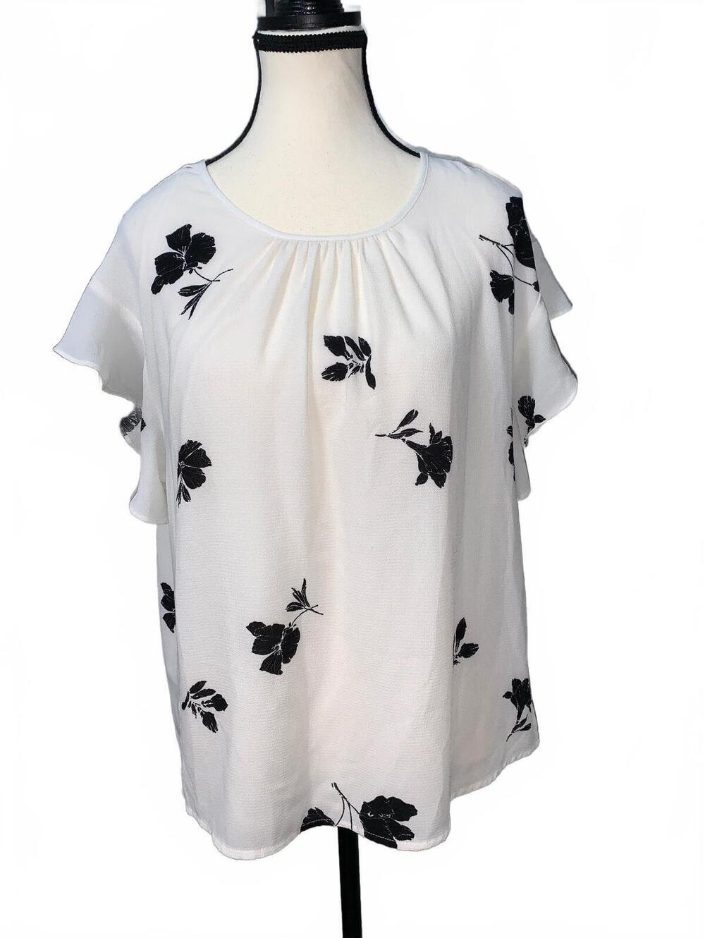 Vince Camuto Women's Medium White Blouse with Black Floral Print